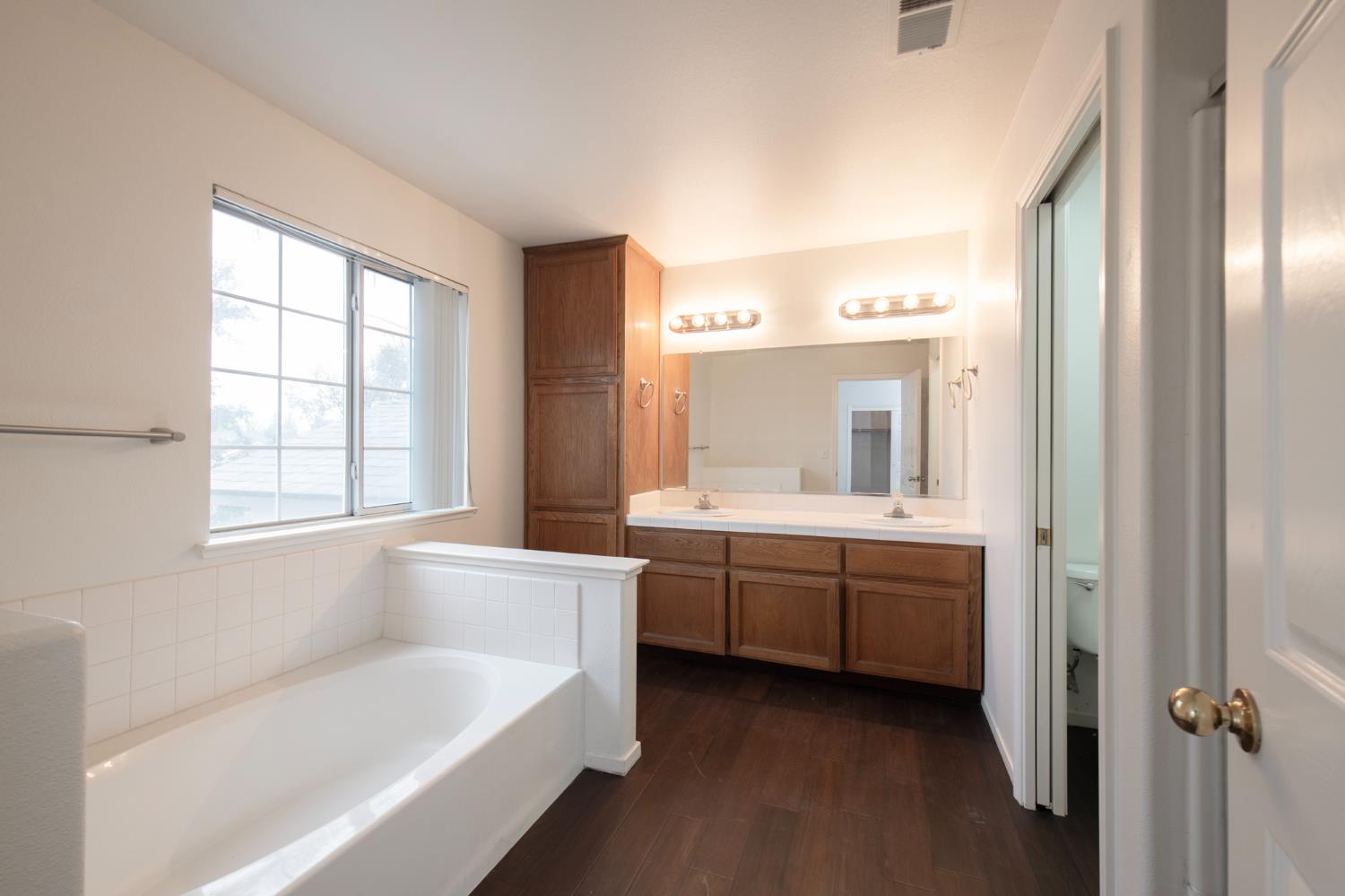 5314 W Ramona Ave, Fresno, CA 93722