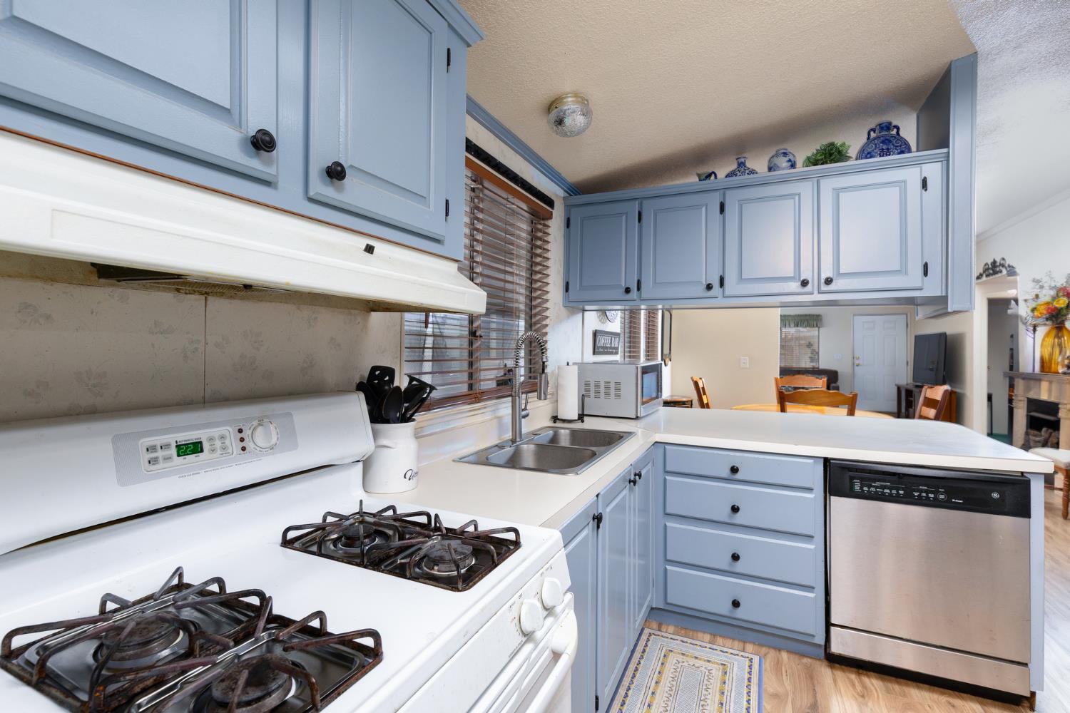 336 E Alluvial Ave #310, Fresno, CA 93720