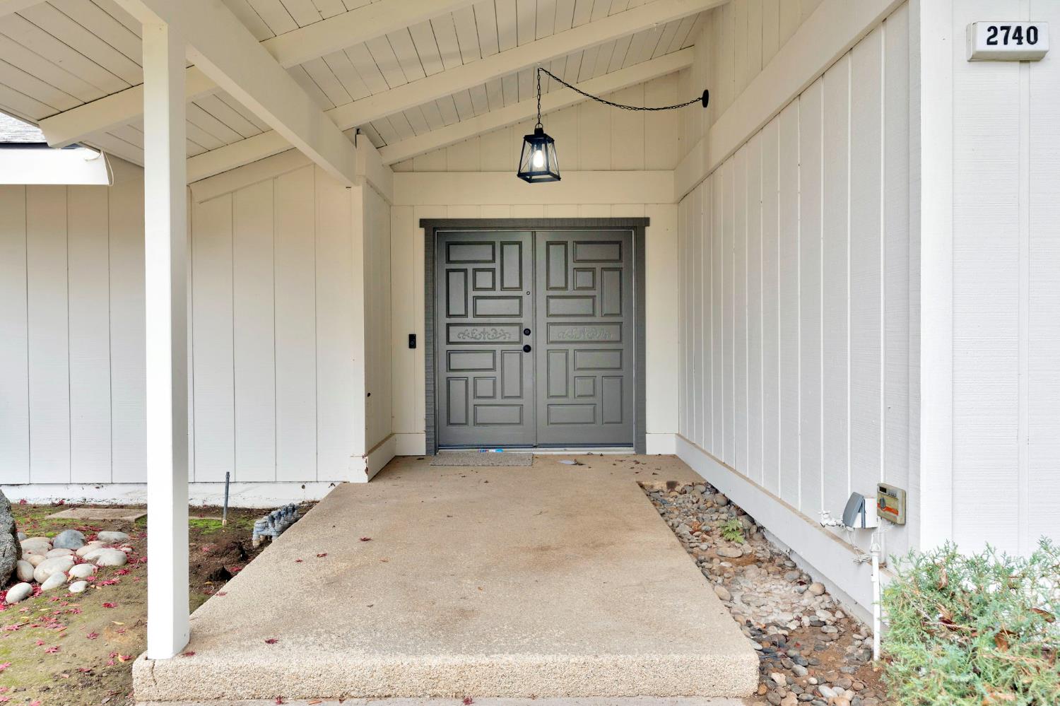 2740 W San Madele Ave, Fresno, CA 93711