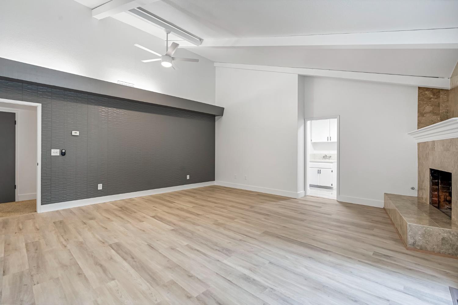 2740 W San Madele Ave, Fresno, CA 93711