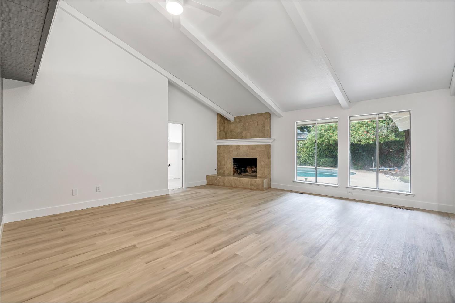 2740 W San Madele Ave, Fresno, CA 93711