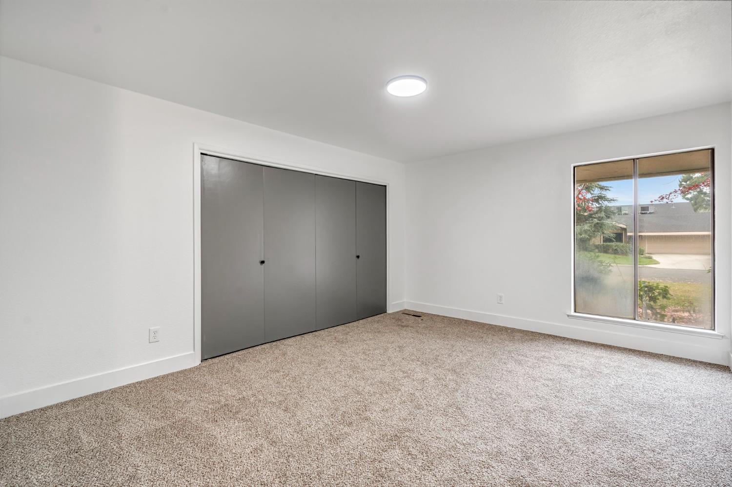 2740 W San Madele Ave, Fresno, CA 93711