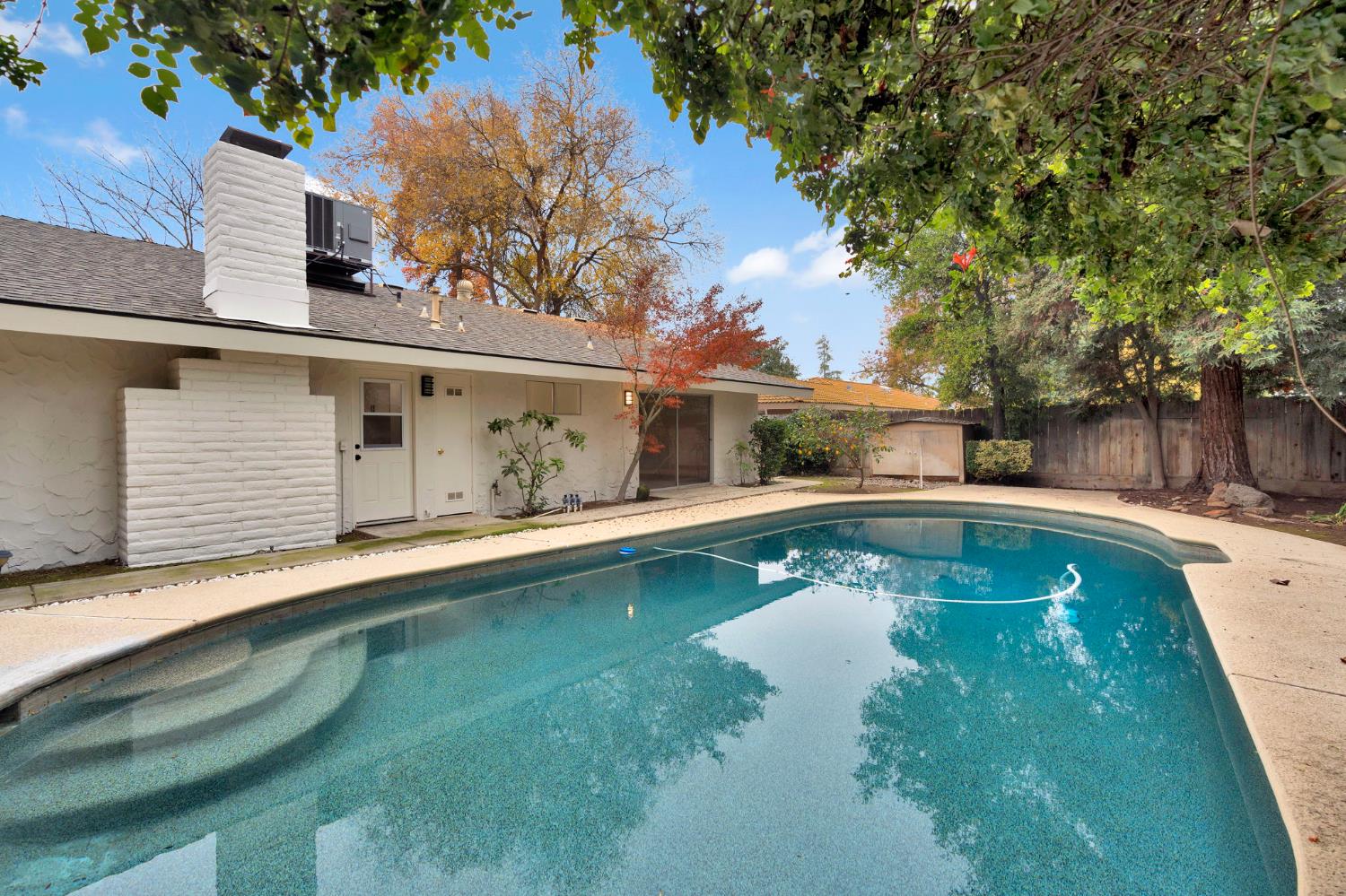 2740 W San Madele Ave, Fresno, CA 93711