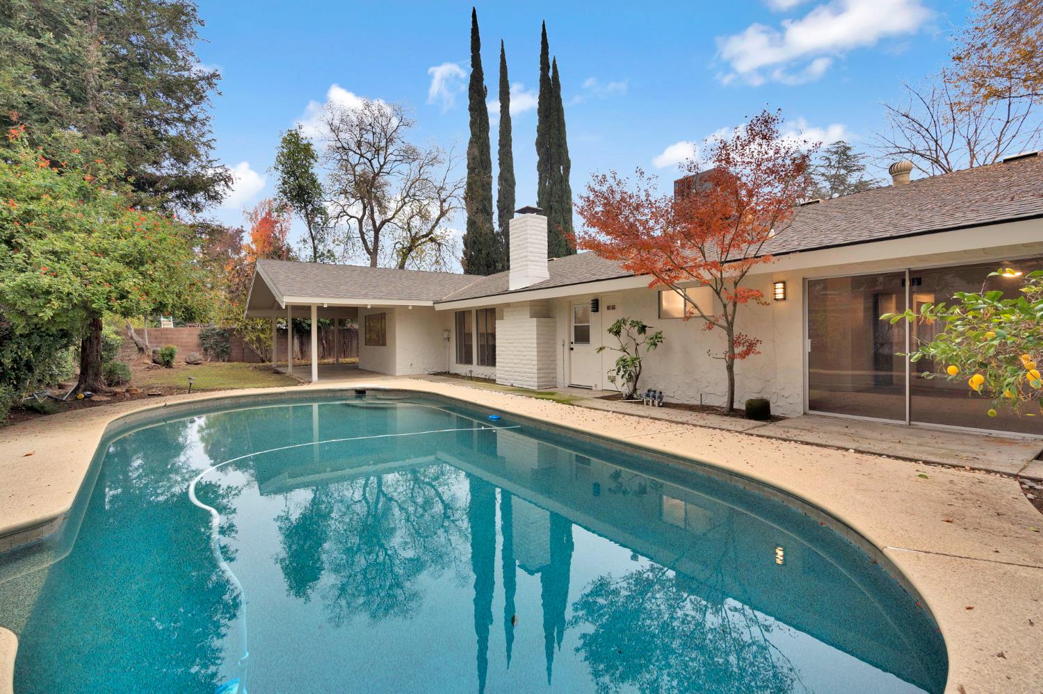 2740 W San Madele Ave, Fresno, CA 93711