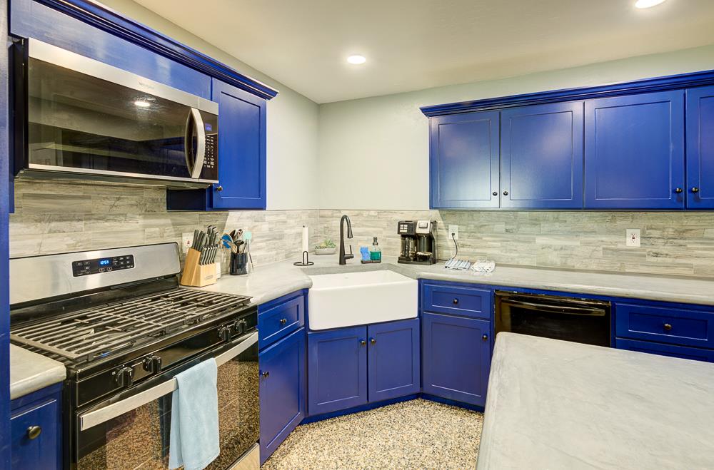 41930 Buckeye Ln, Shaver Lake, CA 93664