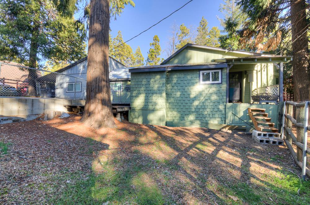 41930 Buckeye Ln, Shaver Lake, CA 93664