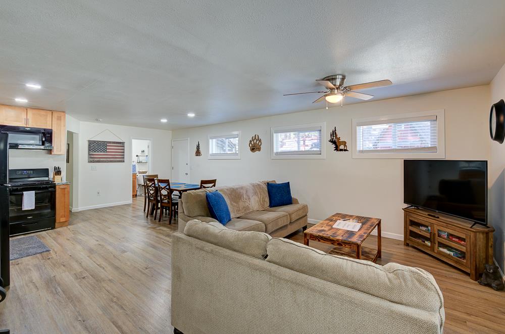 41930 Buckeye Ln, Shaver Lake, CA 93664