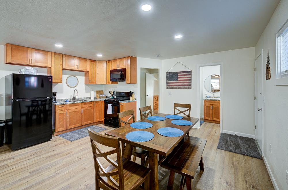 41930 Buckeye Ln, Shaver Lake, CA 93664