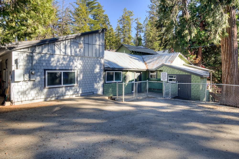 41930 Buckeye Ln, Shaver Lake, CA 93664