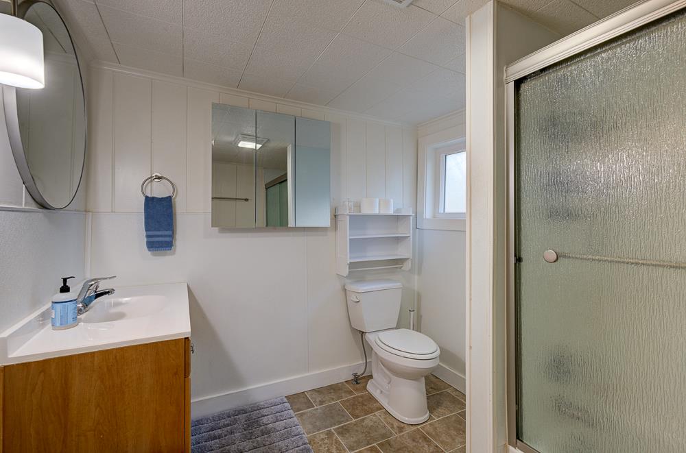 41930 Buckeye Ln, Shaver Lake, CA 93664