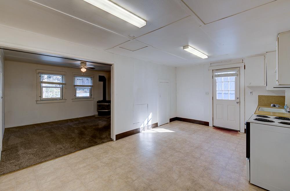 41930 Buckeye Ln, Shaver Lake, CA 93664