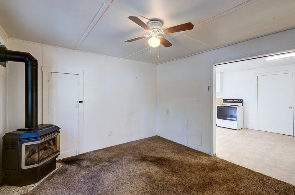 41930 Buckeye Ln, Shaver Lake, CA 93664