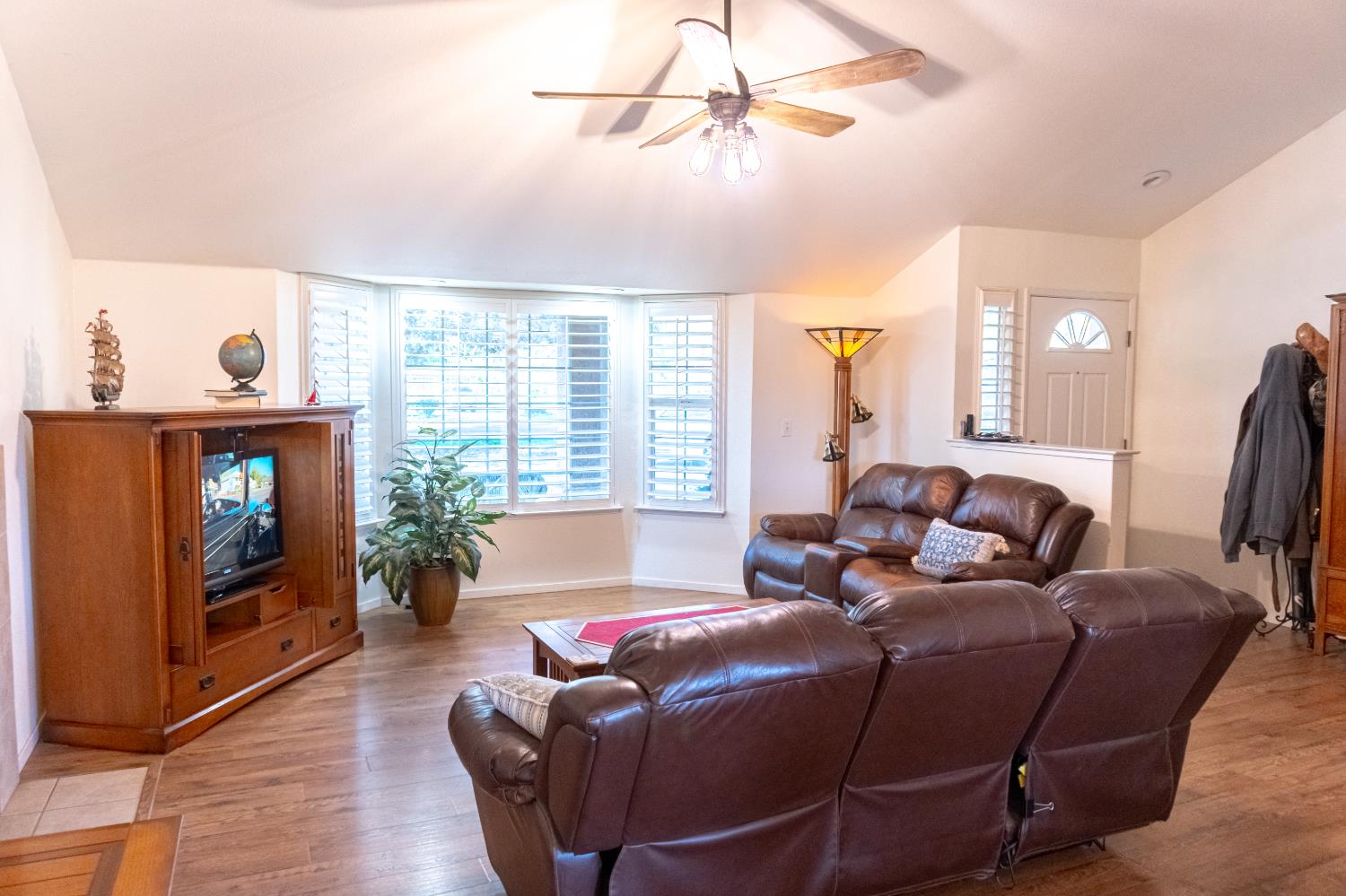 17383 Daley Rd, Madera, CA 93638