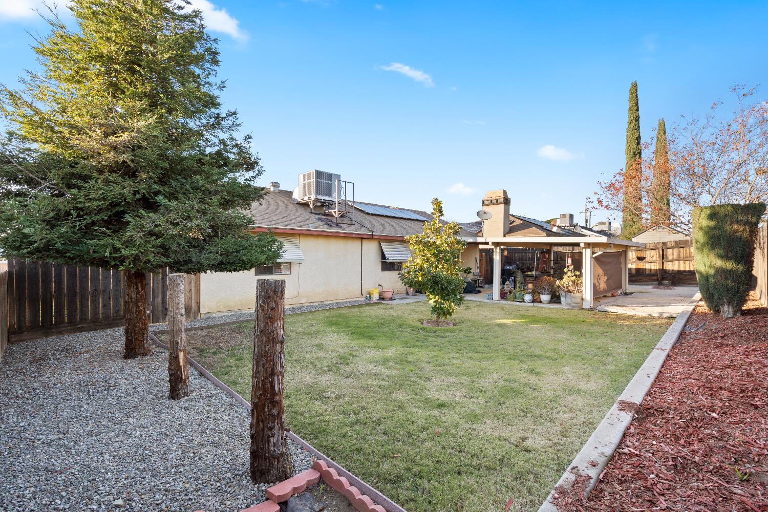 605 Sonoma Ln, Avenal, CA 93204