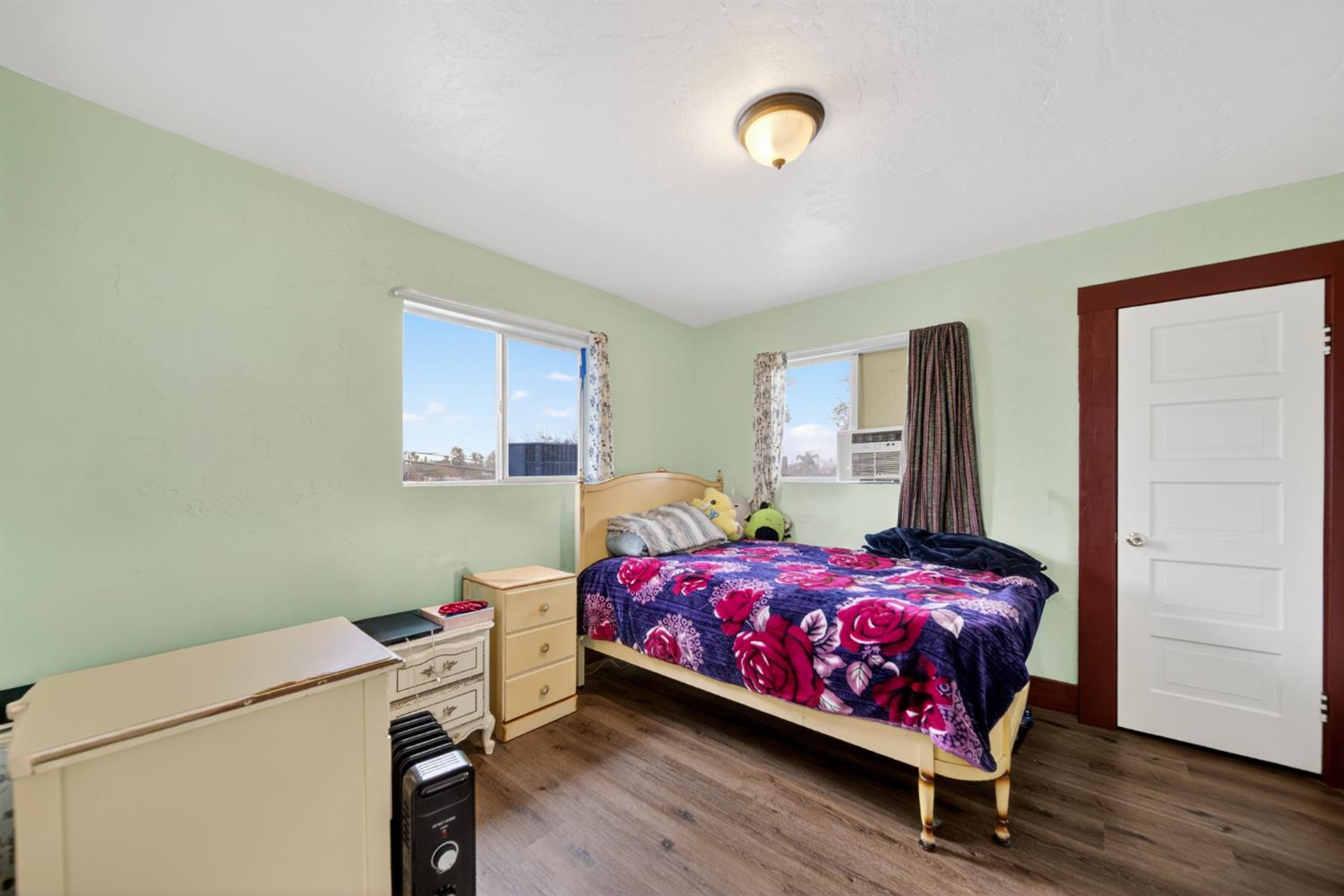 849 B, Fresno, CA 93706