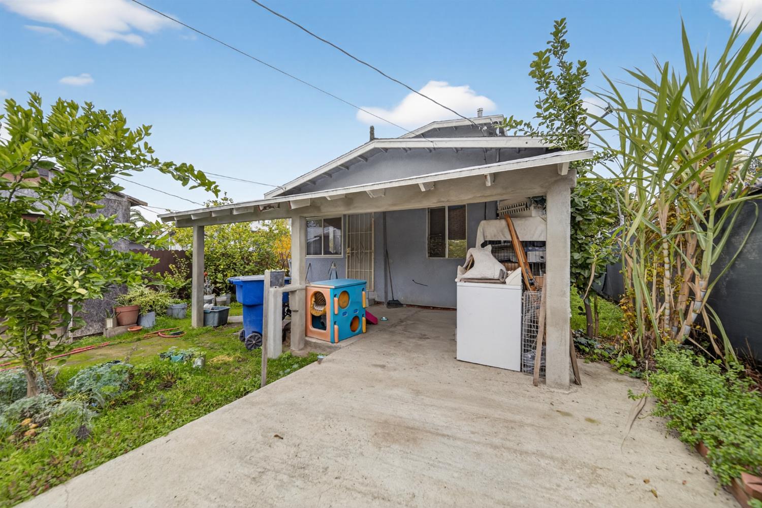 849 B, Fresno, CA 93706