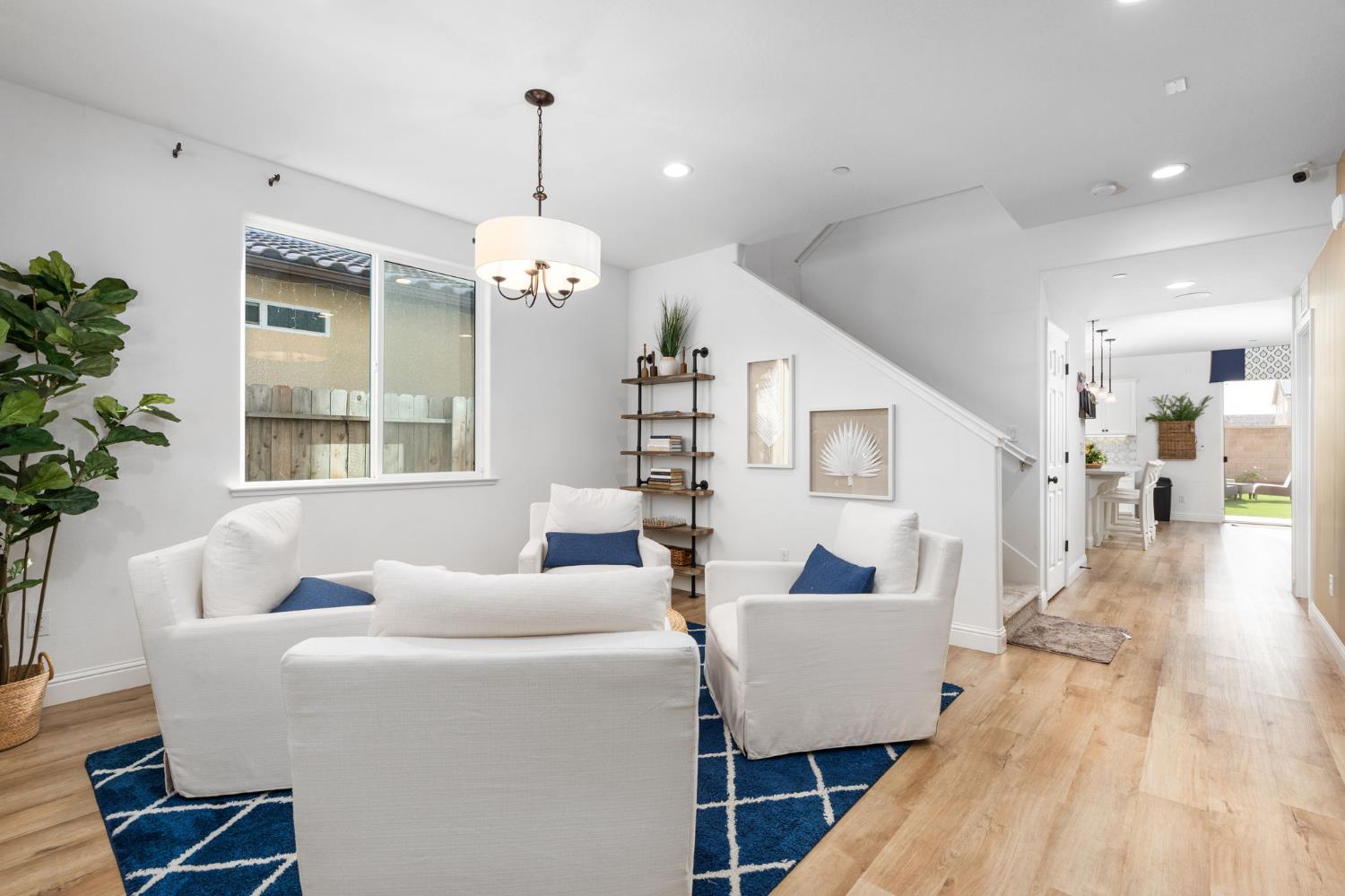 6701 E Providence Ave, Fresno, CA 93727