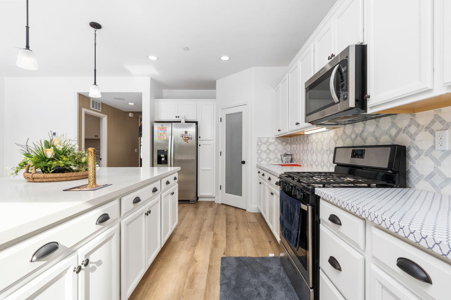 6701 E Providence Ave, Fresno, CA 93727