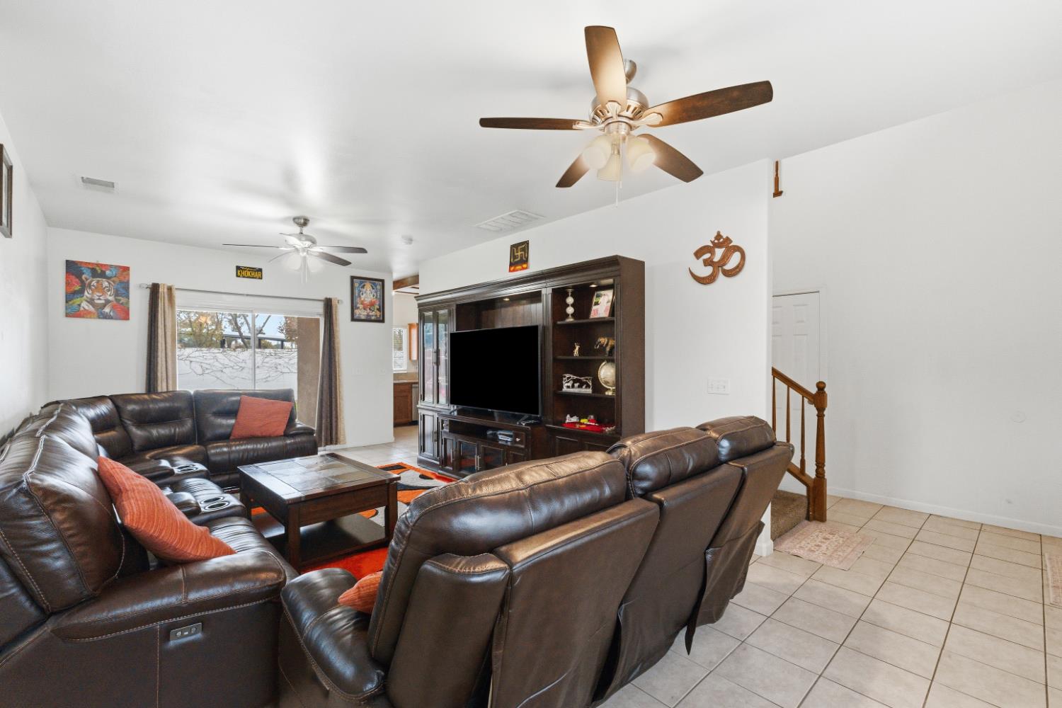 5028 W Robinson Ave, Fresno, CA 93722