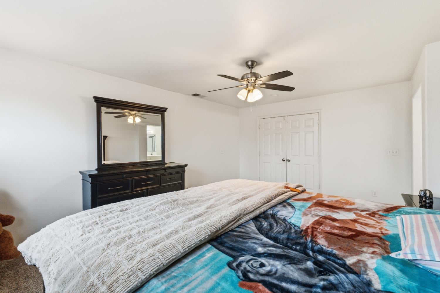 5028 W Robinson Ave, Fresno, CA 93722