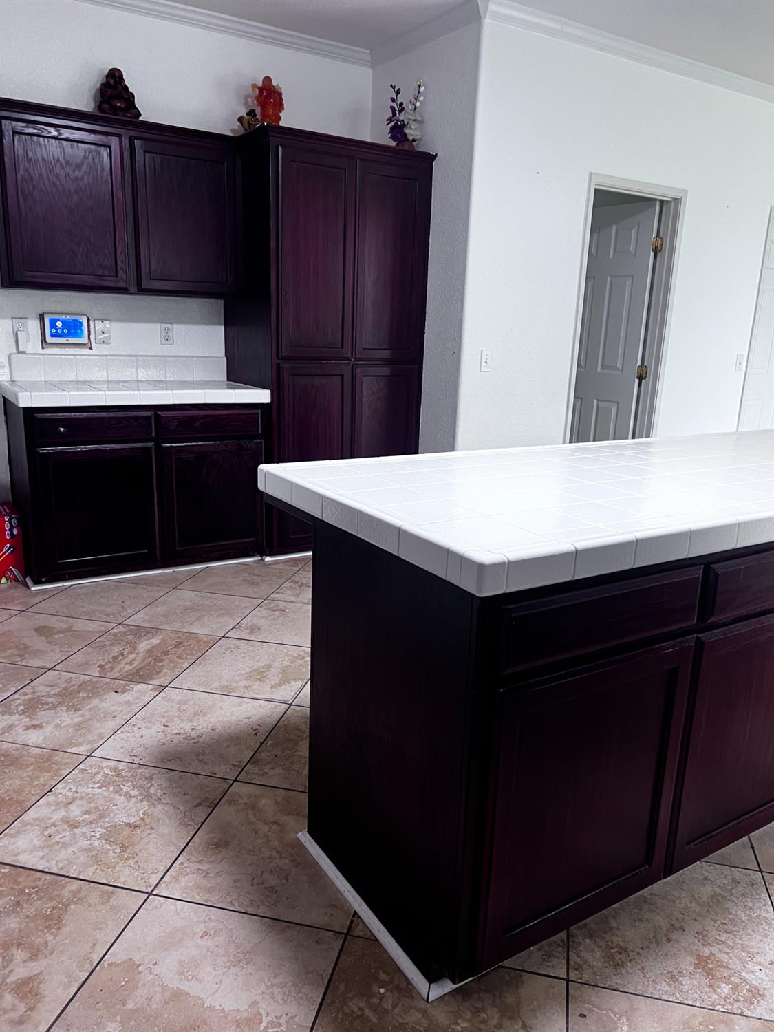 1950 W Rio Hondo Way, Hanford, CA 93230