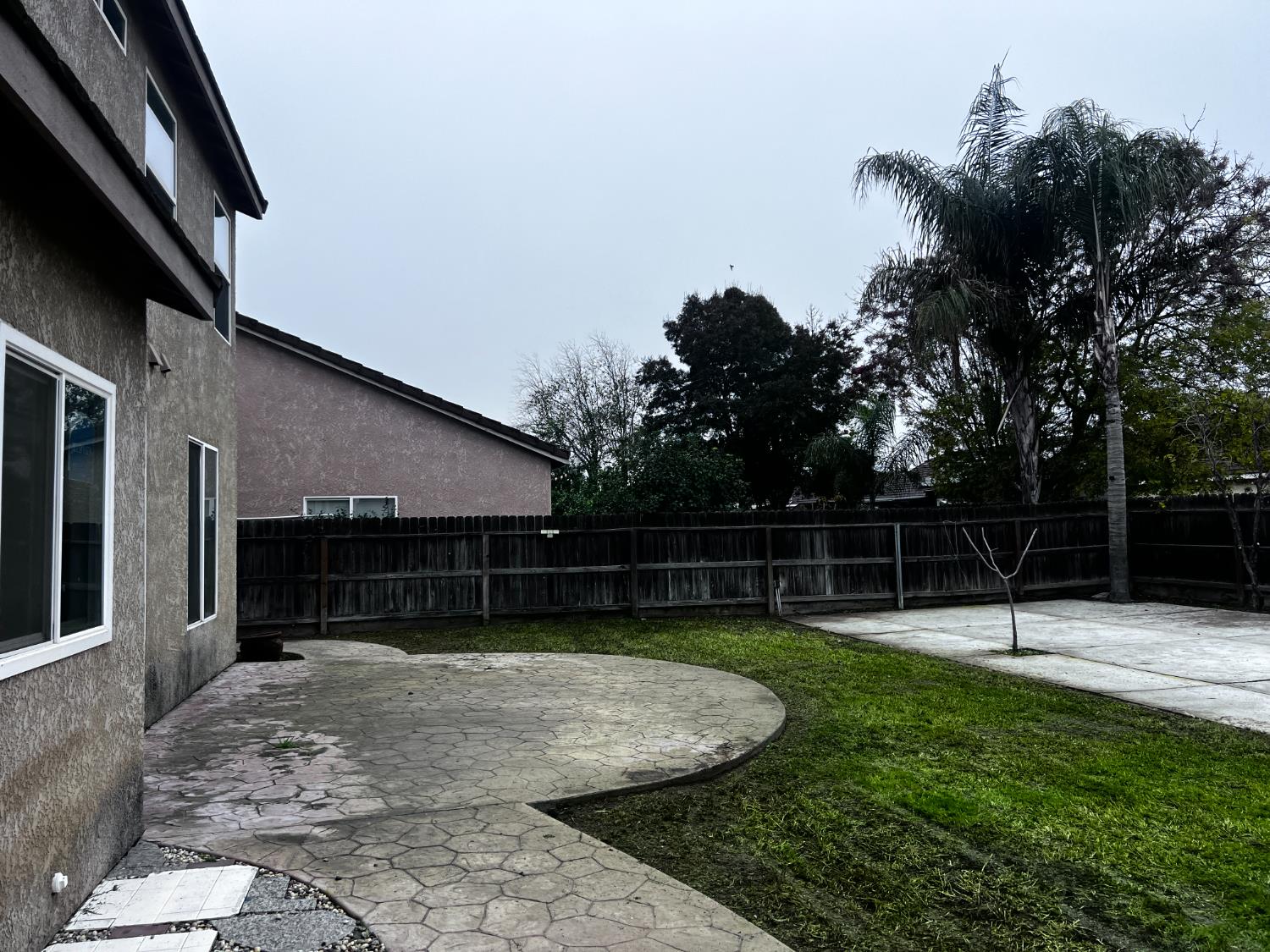 1950 W Rio Hondo Way, Hanford, CA 93230