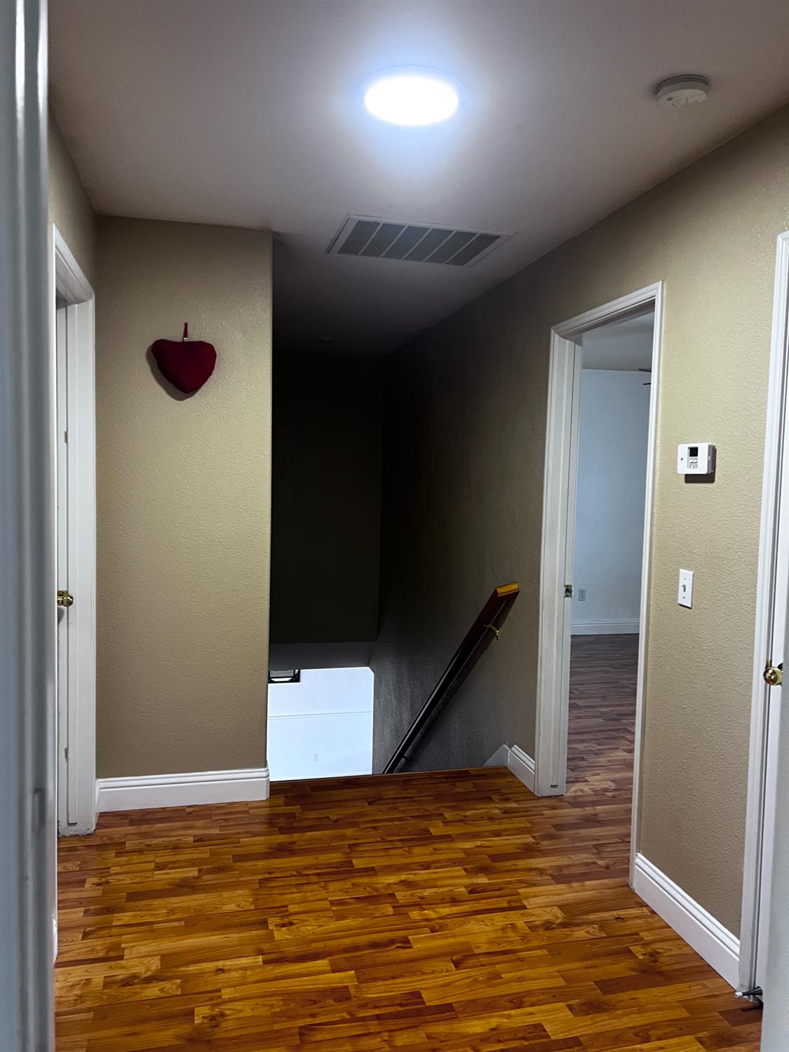 1950 W Rio Hondo Way, Hanford, CA 93230