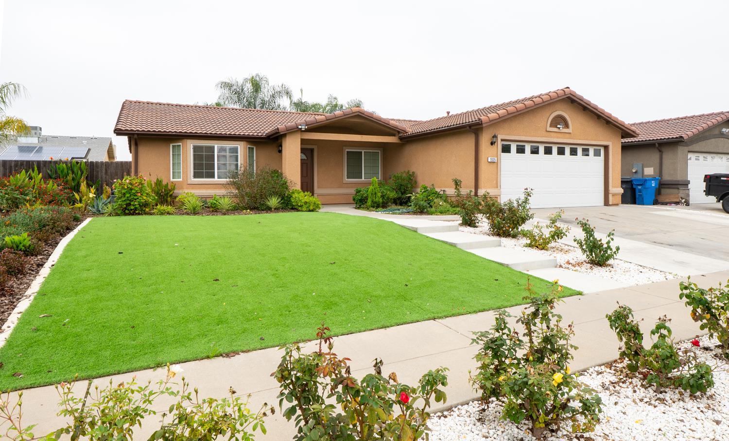 1935 Madison Dr, Madera, CA 93638