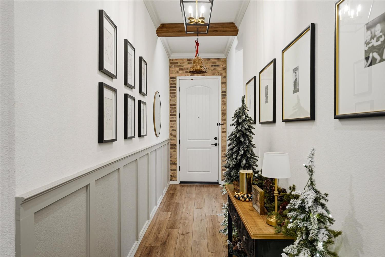 668 Rock Crest Ave, Madera, CA 93636