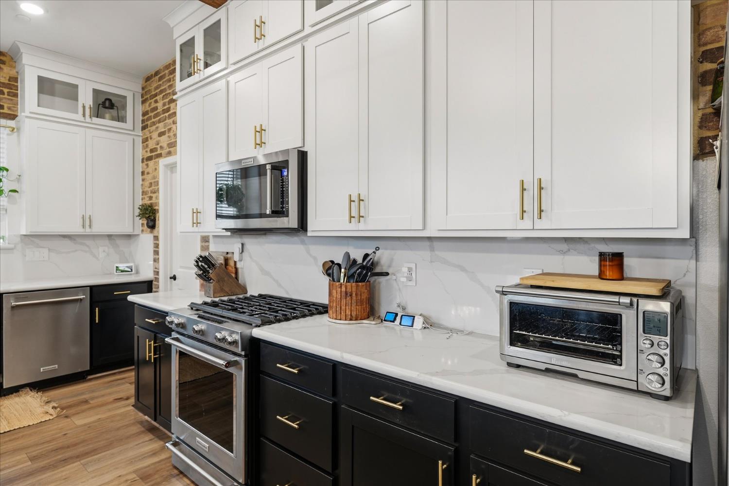 668 Rock Crest Ave, Madera, CA 93636