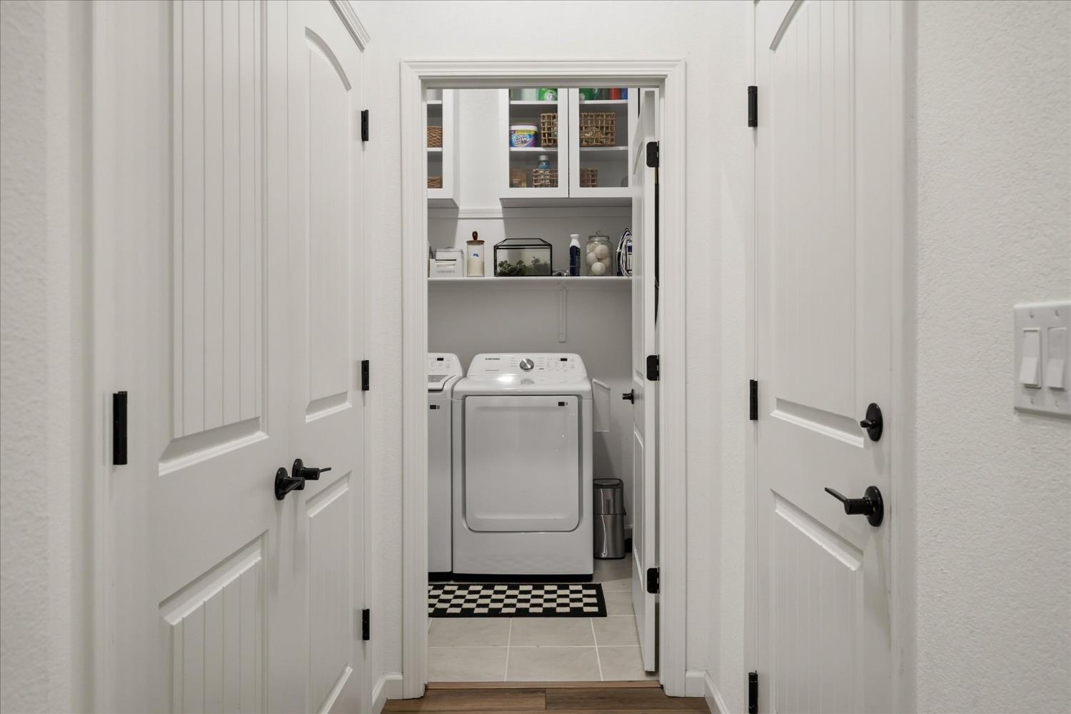 668 Rock Crest Ave, Madera, CA 93636