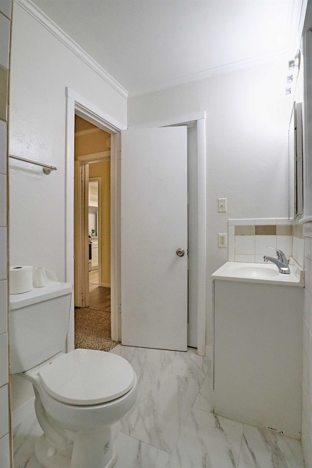 4121 N Palm Ave, Fresno, CA 93704