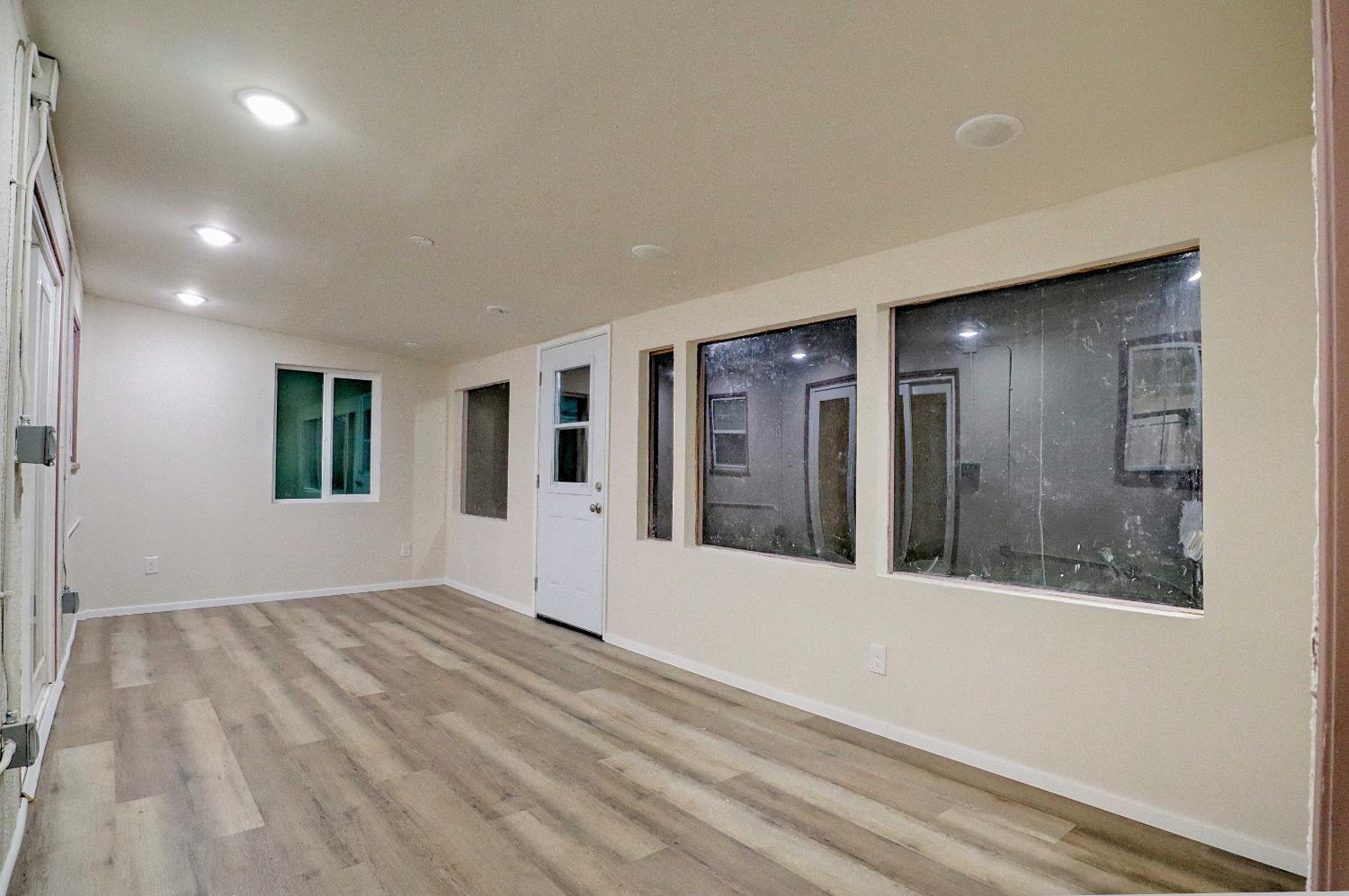 4121 N Palm Ave, Fresno, CA 93704