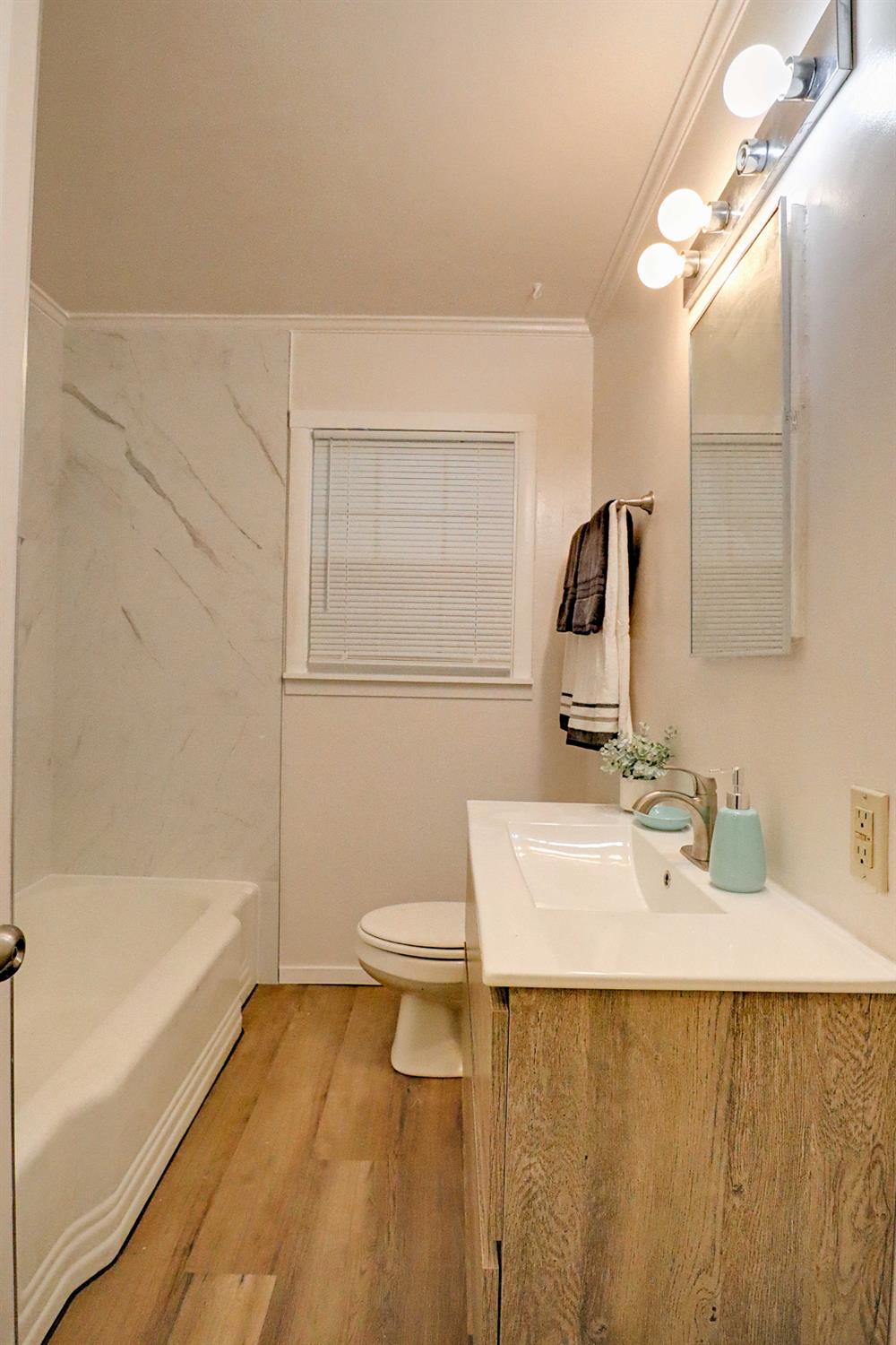 4121 N Palm Ave, Fresno, CA 93704