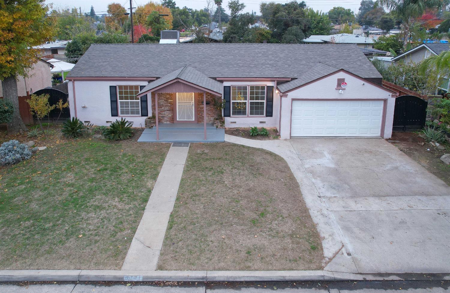 4121 N Palm Ave, Fresno, CA 93704