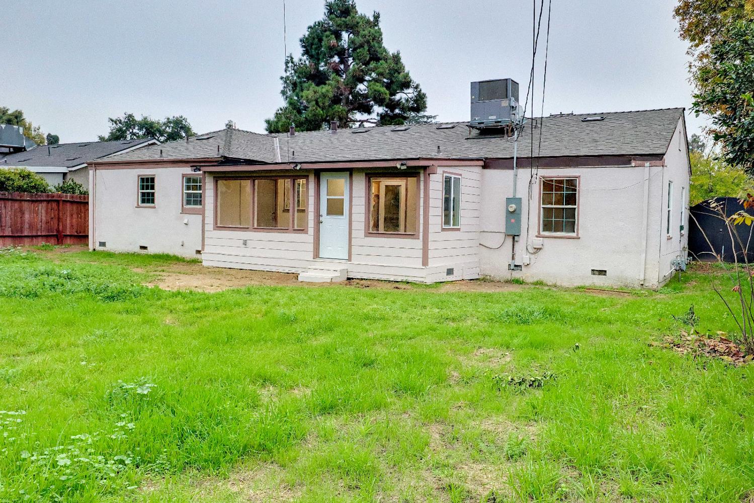 4121 N Palm Ave, Fresno, CA 93704