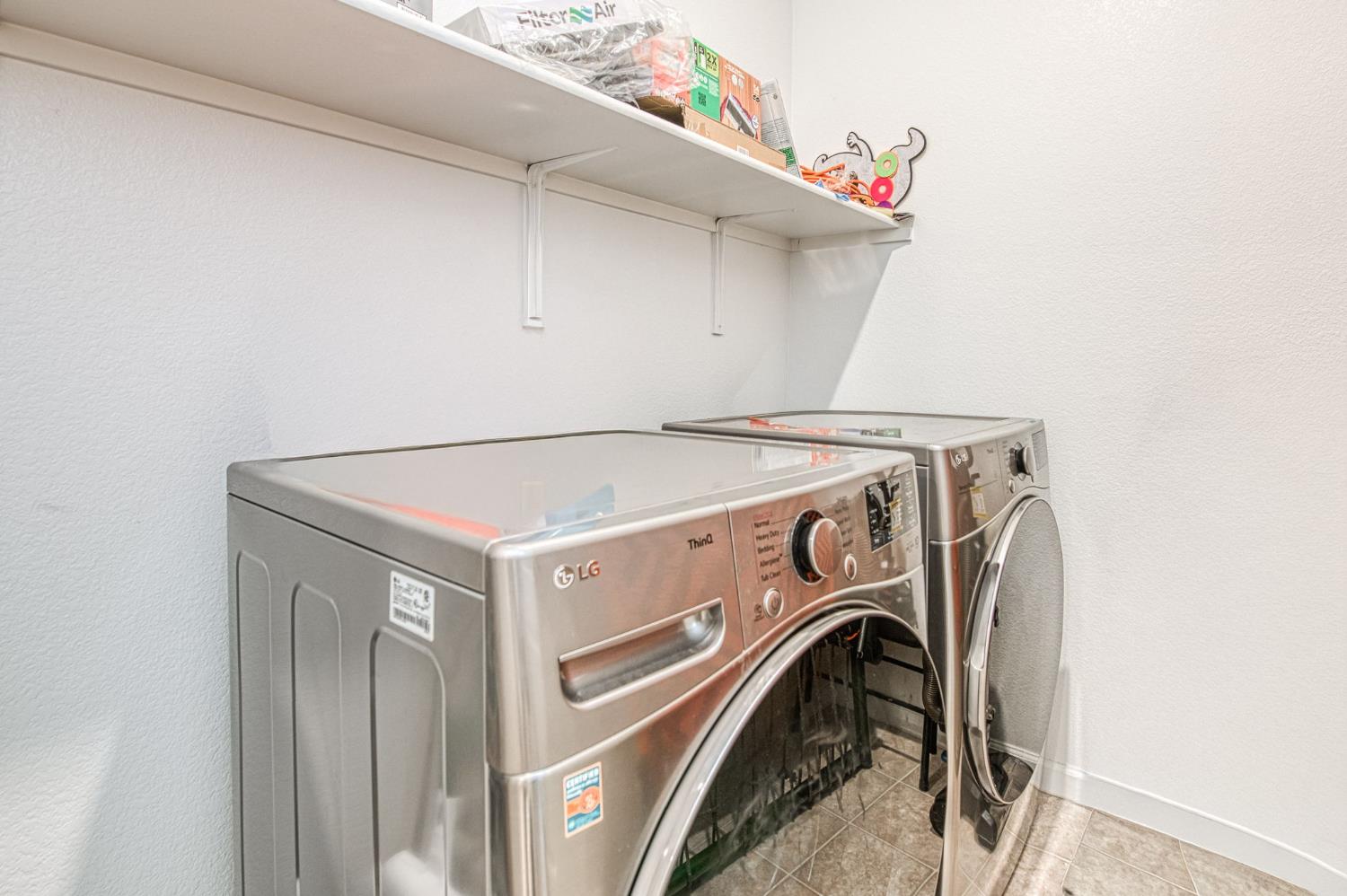 3597 Pacifica Dr, Madera, CA 93637