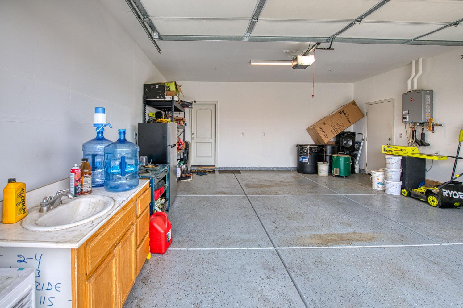 3597 Pacifica Dr, Madera, CA 93637