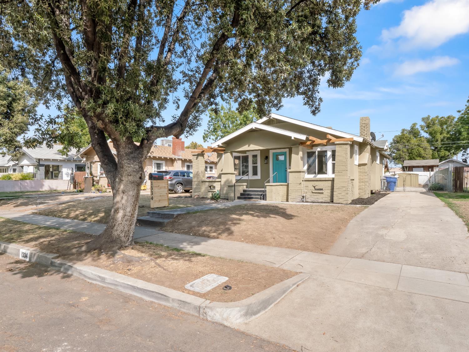1334 N Glenn Ave, Fresno, CA 93728