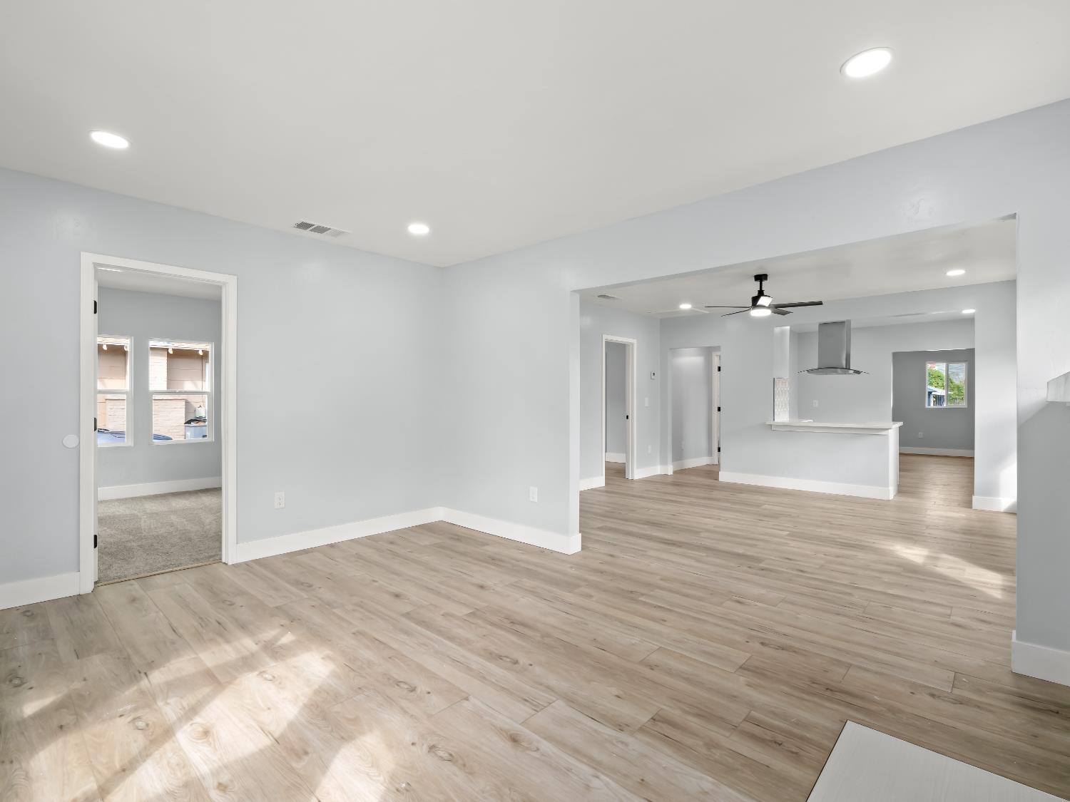 1334 N Glenn Ave, Fresno, CA 93728