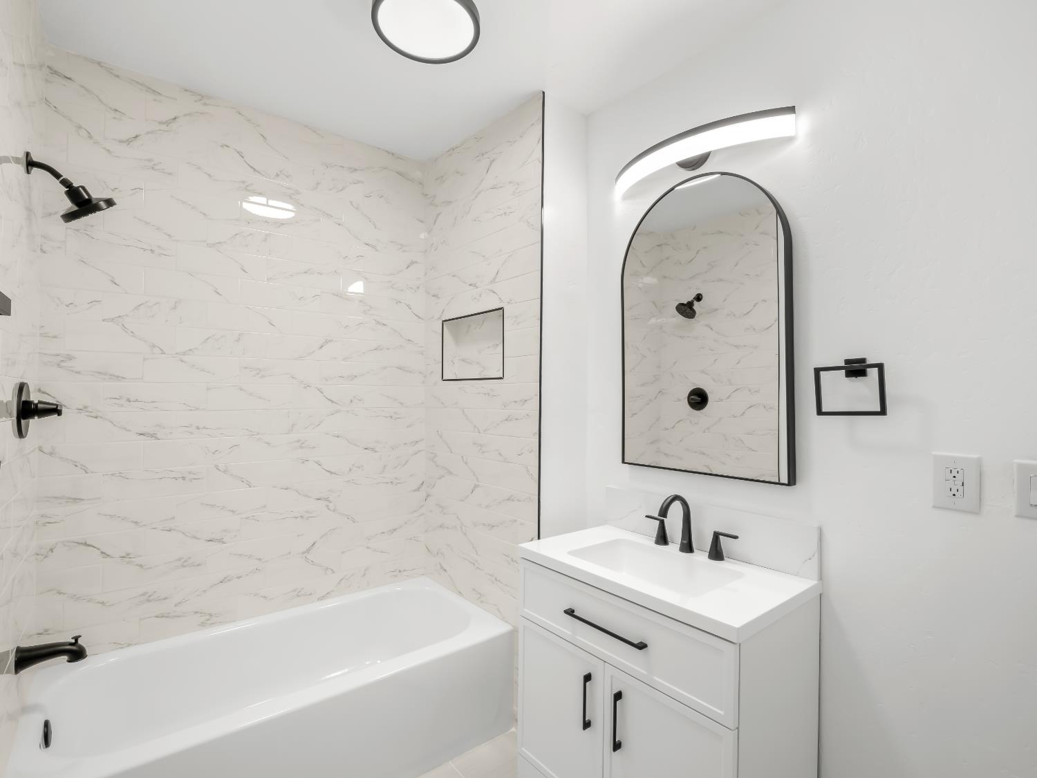 1334 N Glenn Ave, Fresno, CA 93728