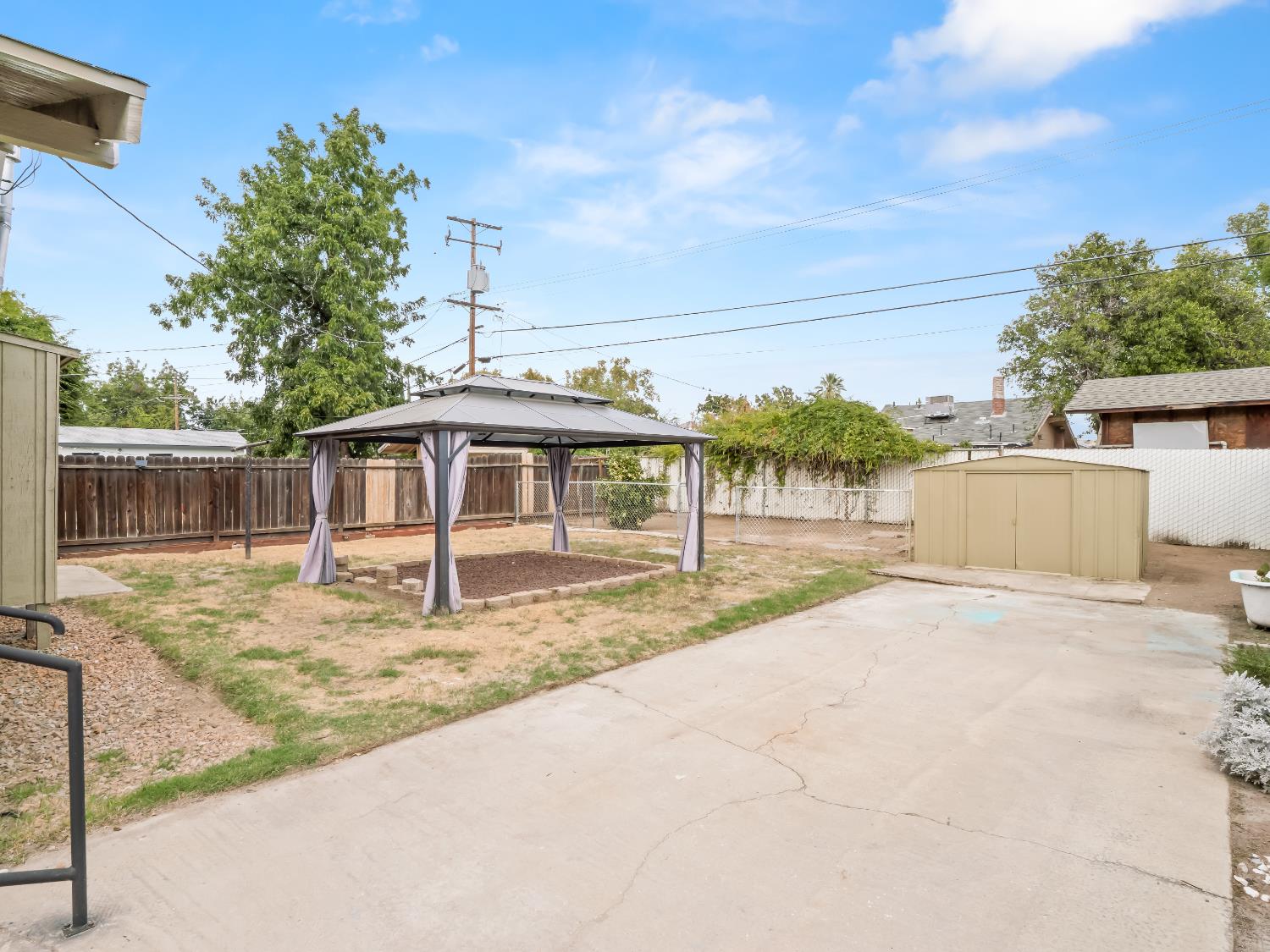 1334 N Glenn Ave, Fresno, CA 93728