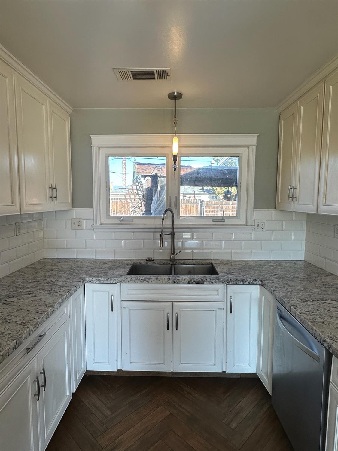 444 Washington St, Coalinga, CA 93210