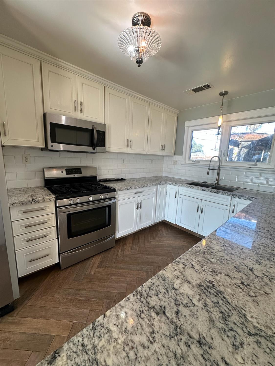 444 Washington St, Coalinga, CA 93210