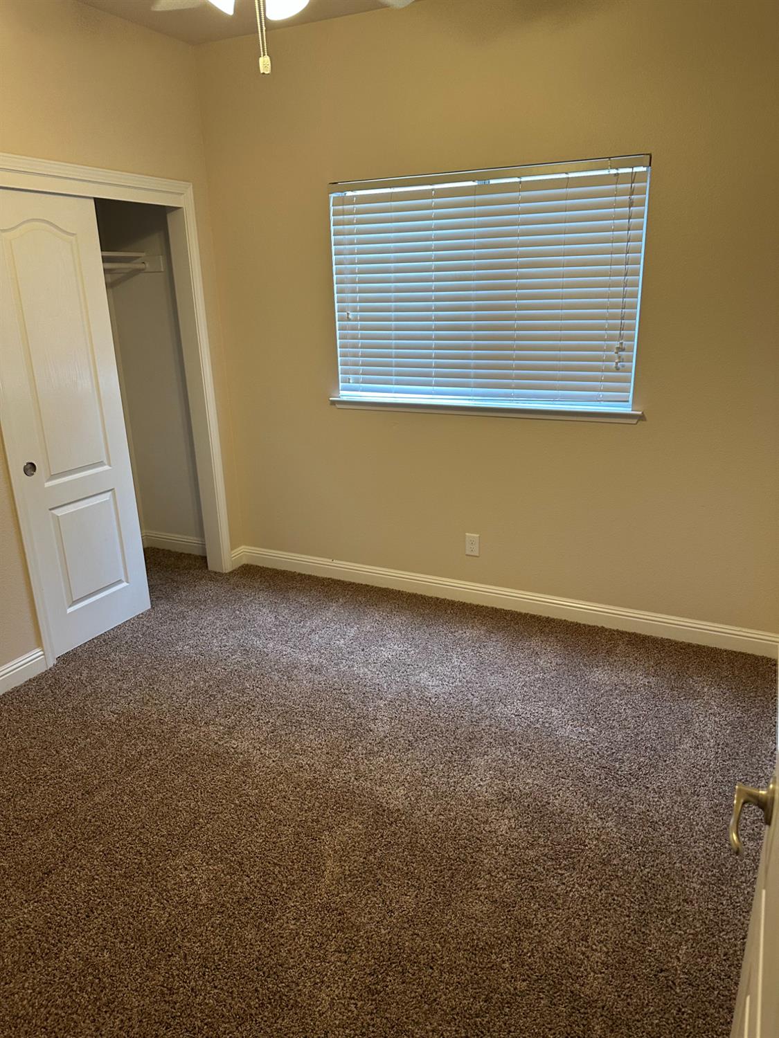 9929 N Price Ave, Fresno, CA 93720