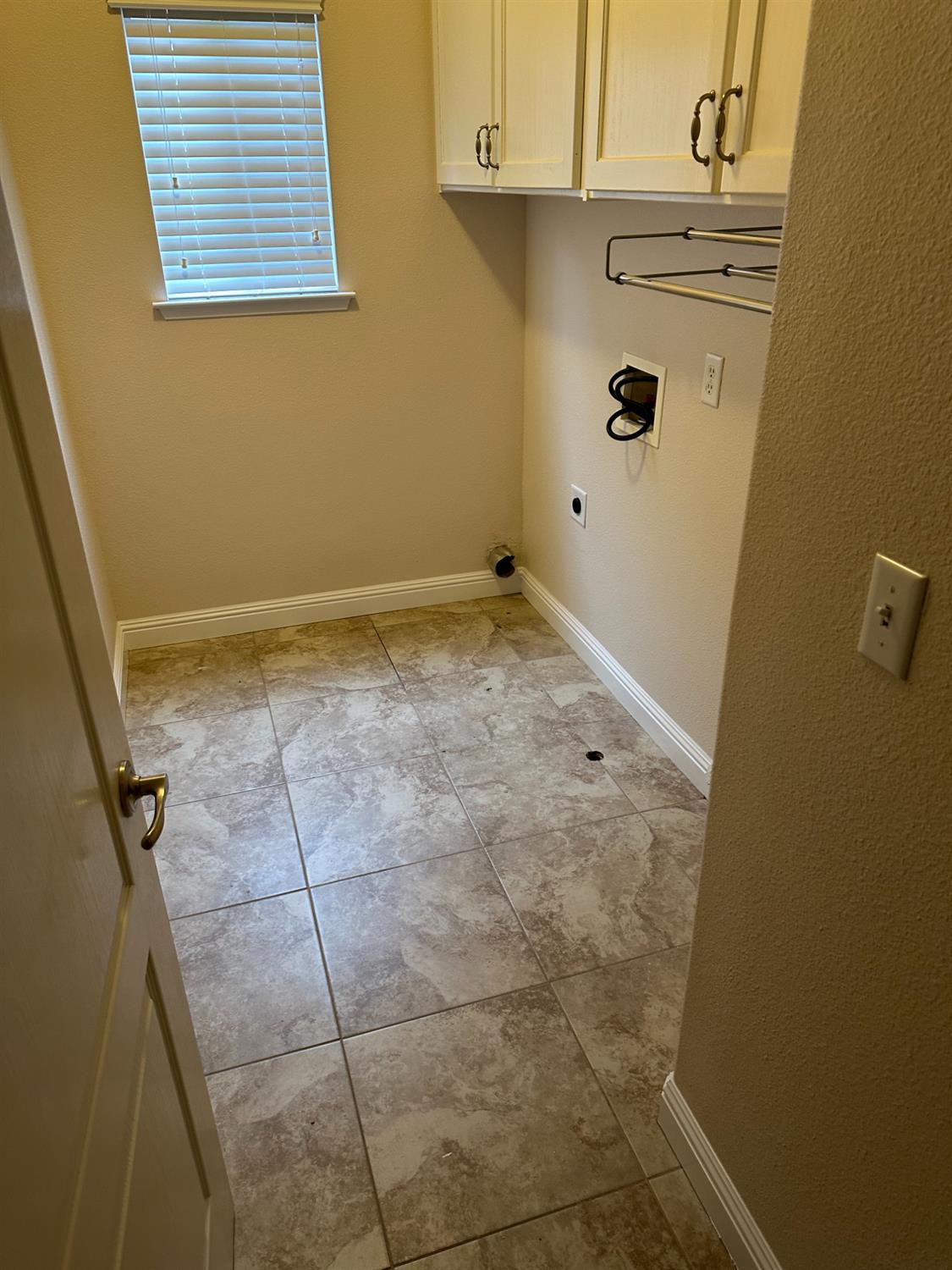 9929 N Price Ave, Fresno, CA 93720