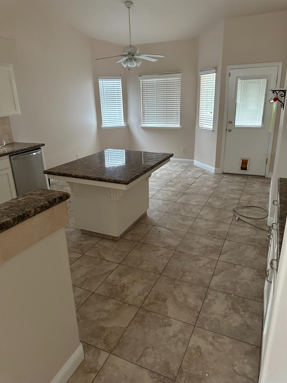 9929 N Price Ave, Fresno, CA 93720