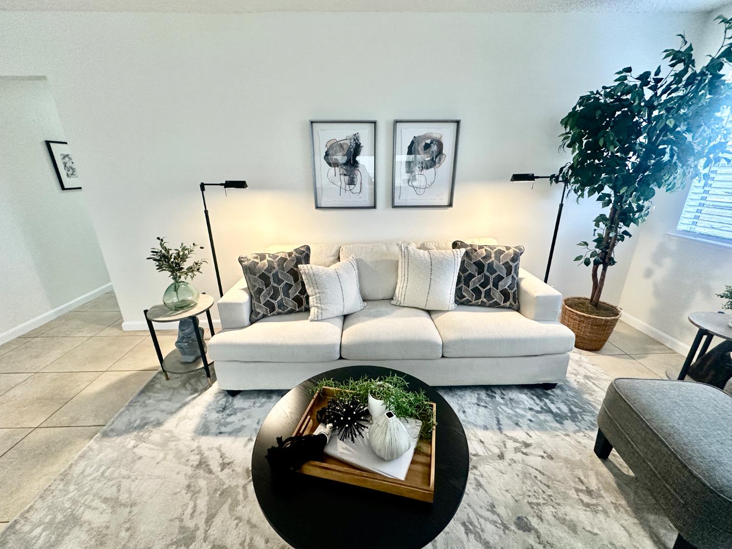 4912 N Holt Ave #204, Fresno, CA 93705