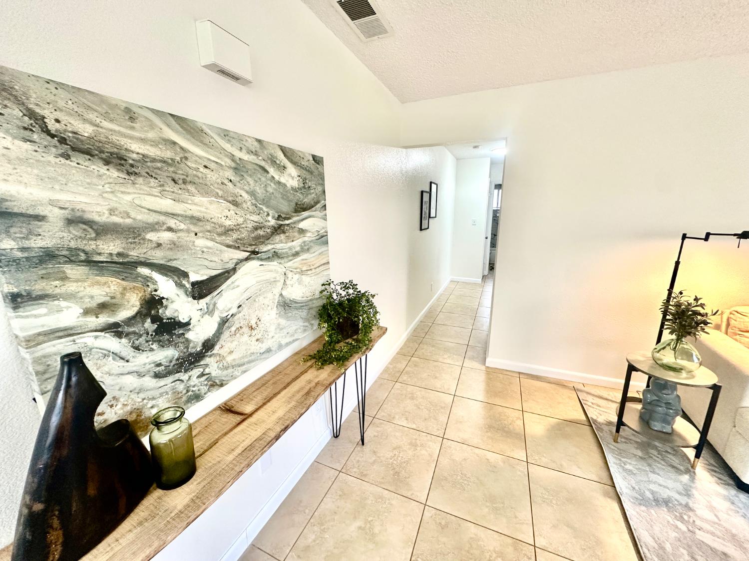 4912 N Holt Ave #204, Fresno, CA 93705