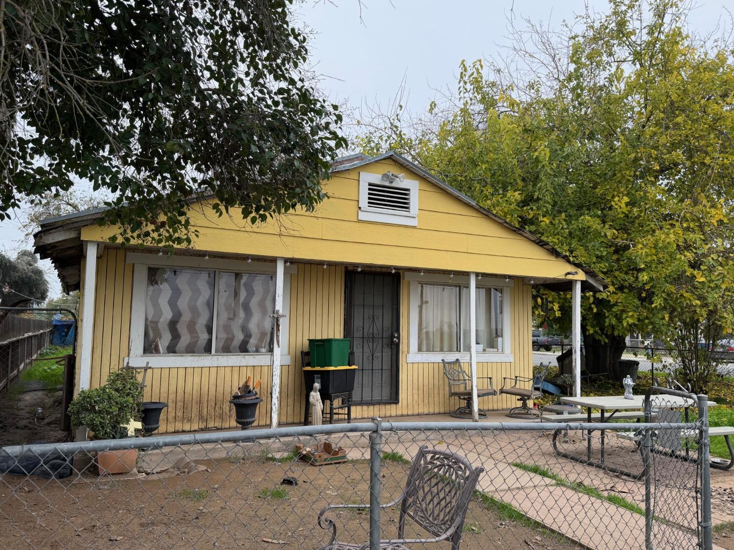 7175 Everest Ave, Fresno, CA 93722